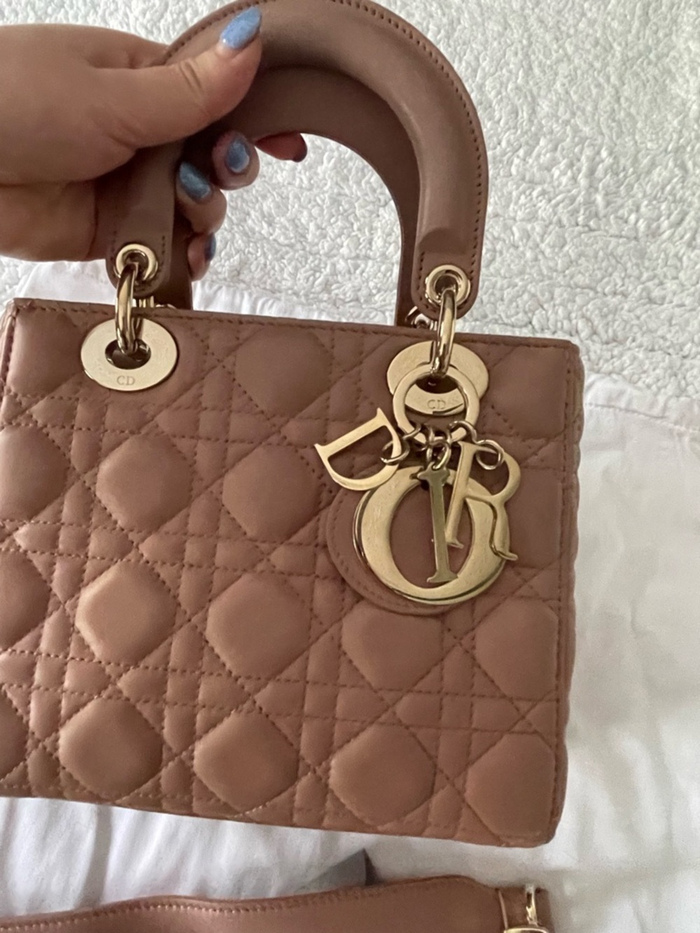 Dior abc Lady Dior Fard small Quilted Leather Top-Handle Bag - Picture 8 of 16